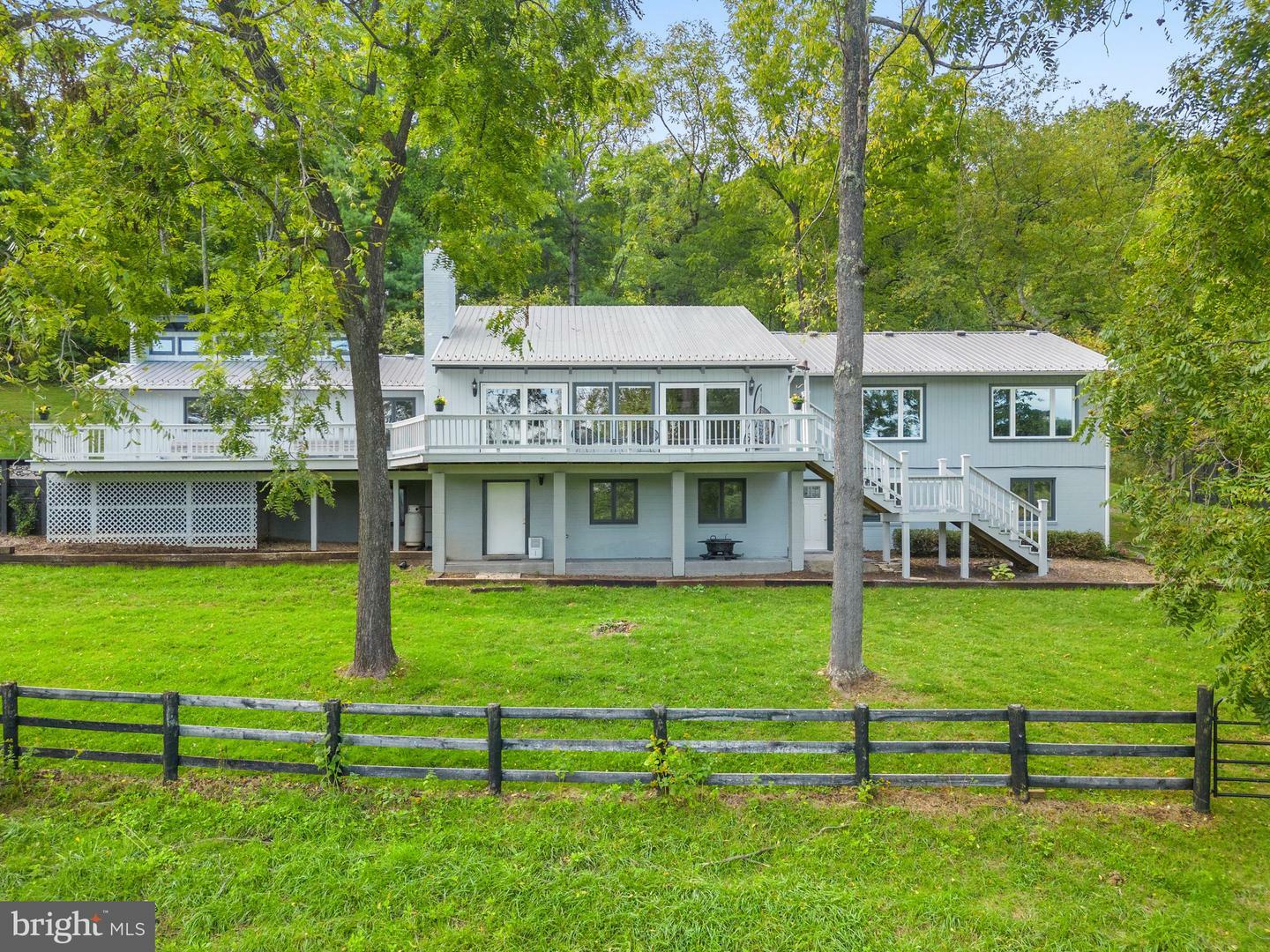 Property Photo:  13216 Hazegrov Farm Lane  VA 22642 