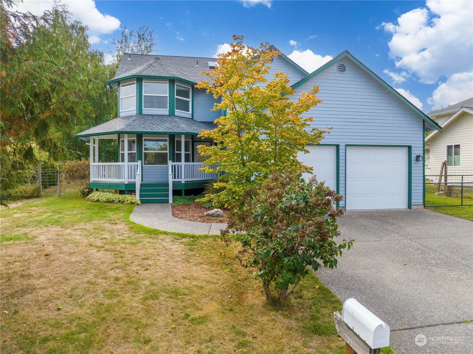 Property Photo: 1501 38th Street WA 98221