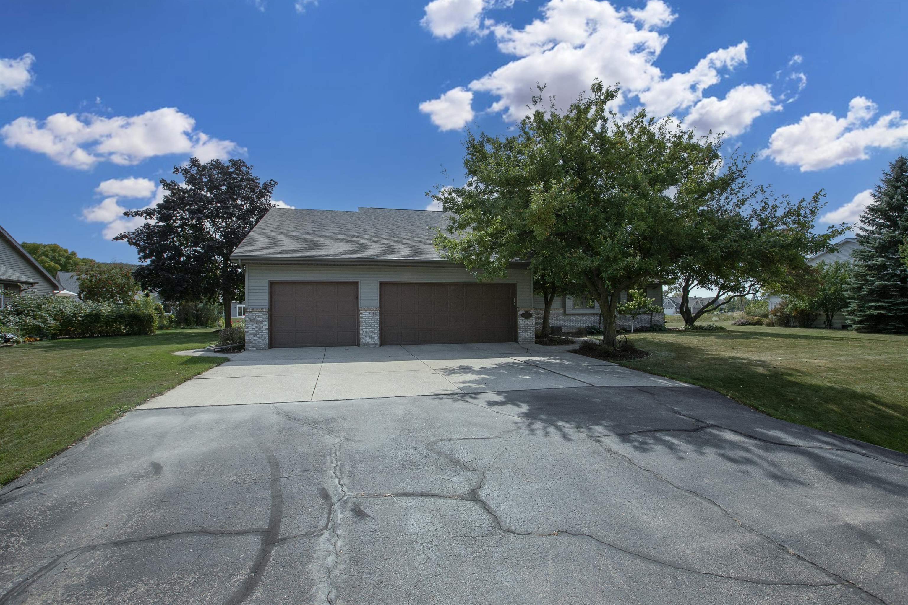 Property Photo:  W4933 Golf Course Road  WI 54169-9766 