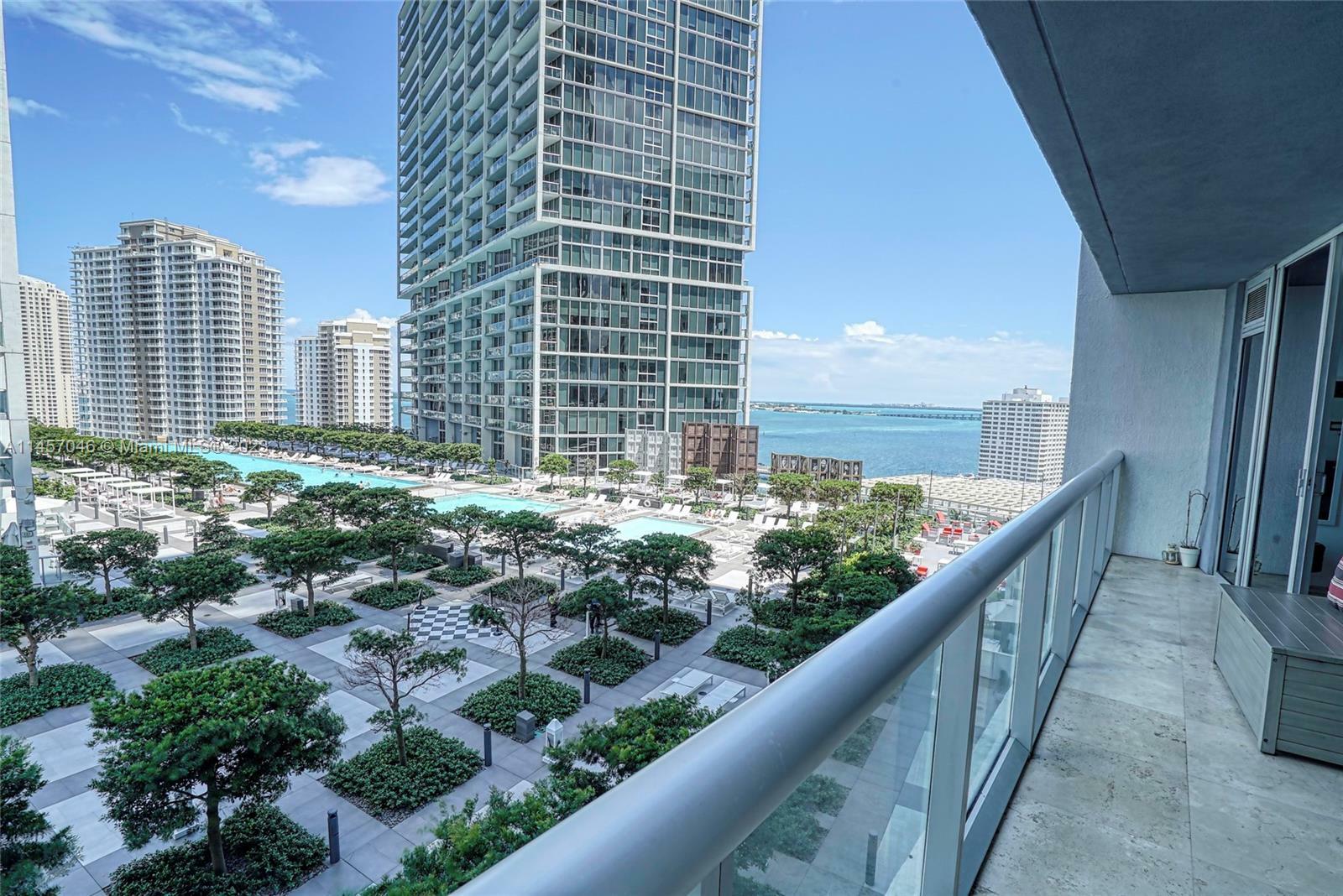 Property Photo:  485 Brickell Ave 1701  FL 33131 