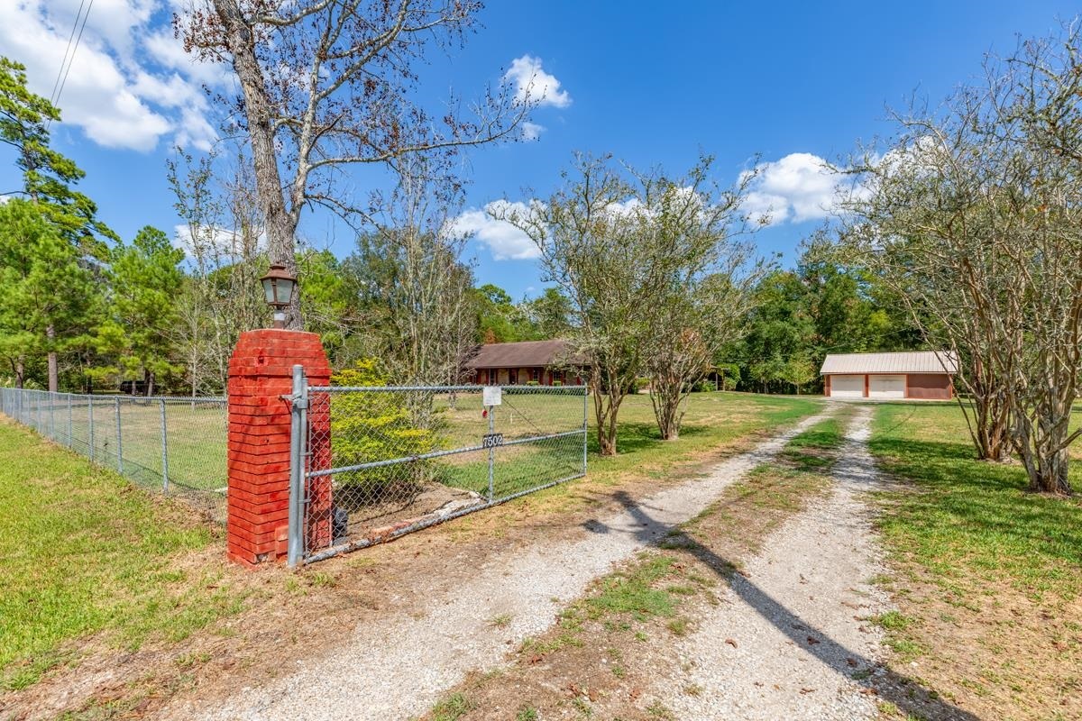 Property Photo:  7502 Anderson St  TX 77632 