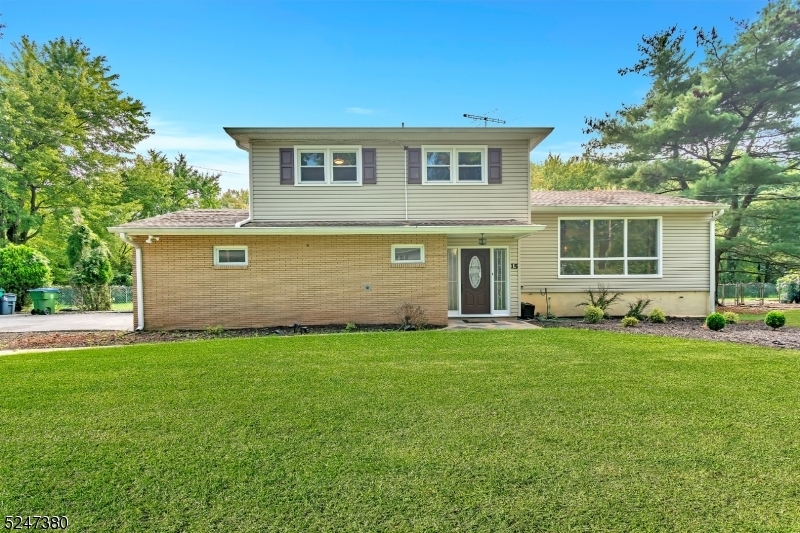 Property Photo: 15 Devon Rd NJ 08820