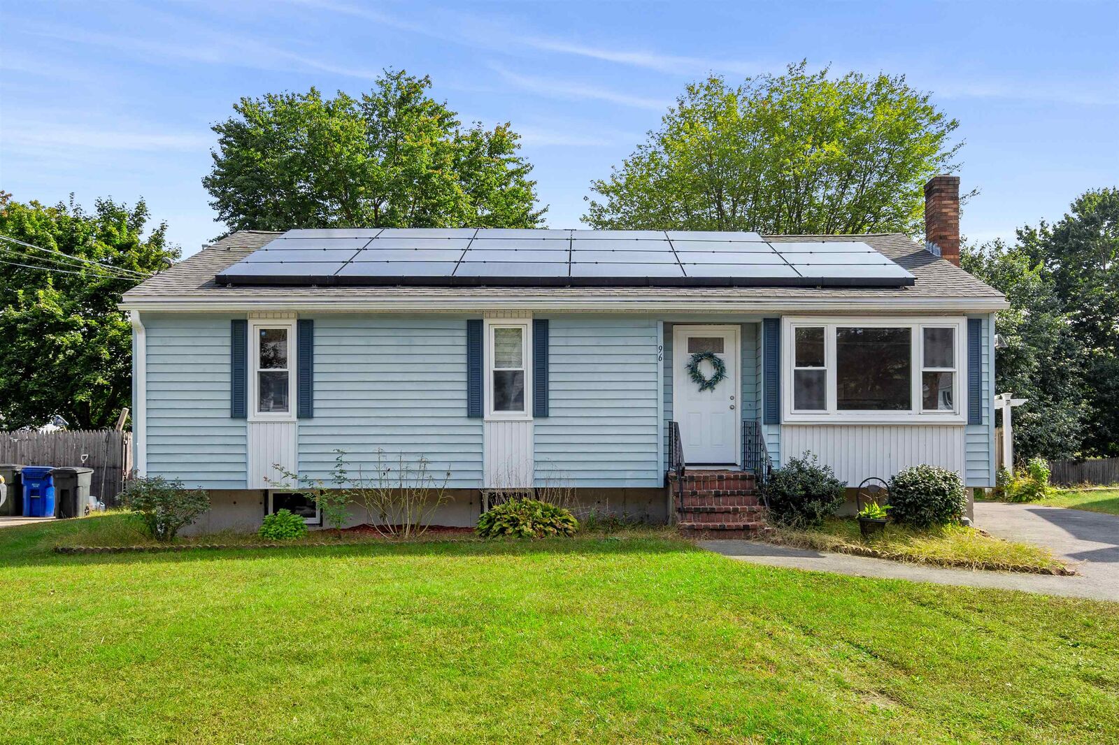 Property Photo:  96 Hazelton Court  NH 03103 