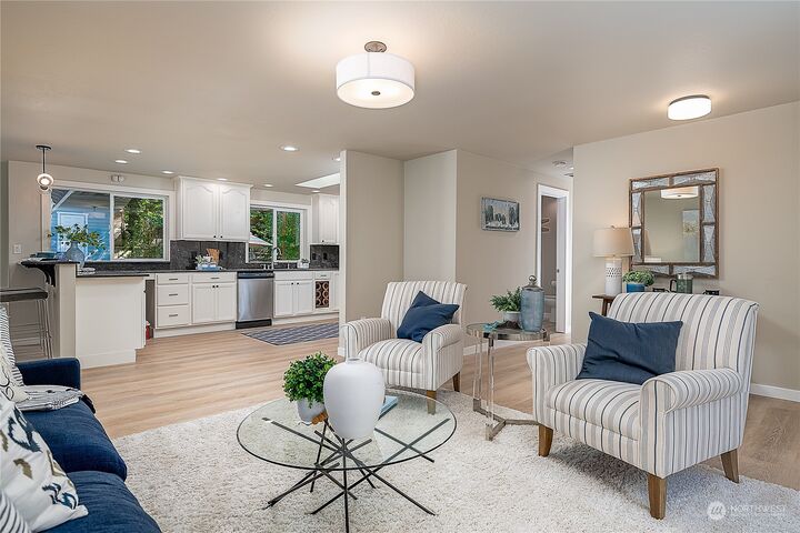 Property Photo:  24121 6th Place W  WA 98021 