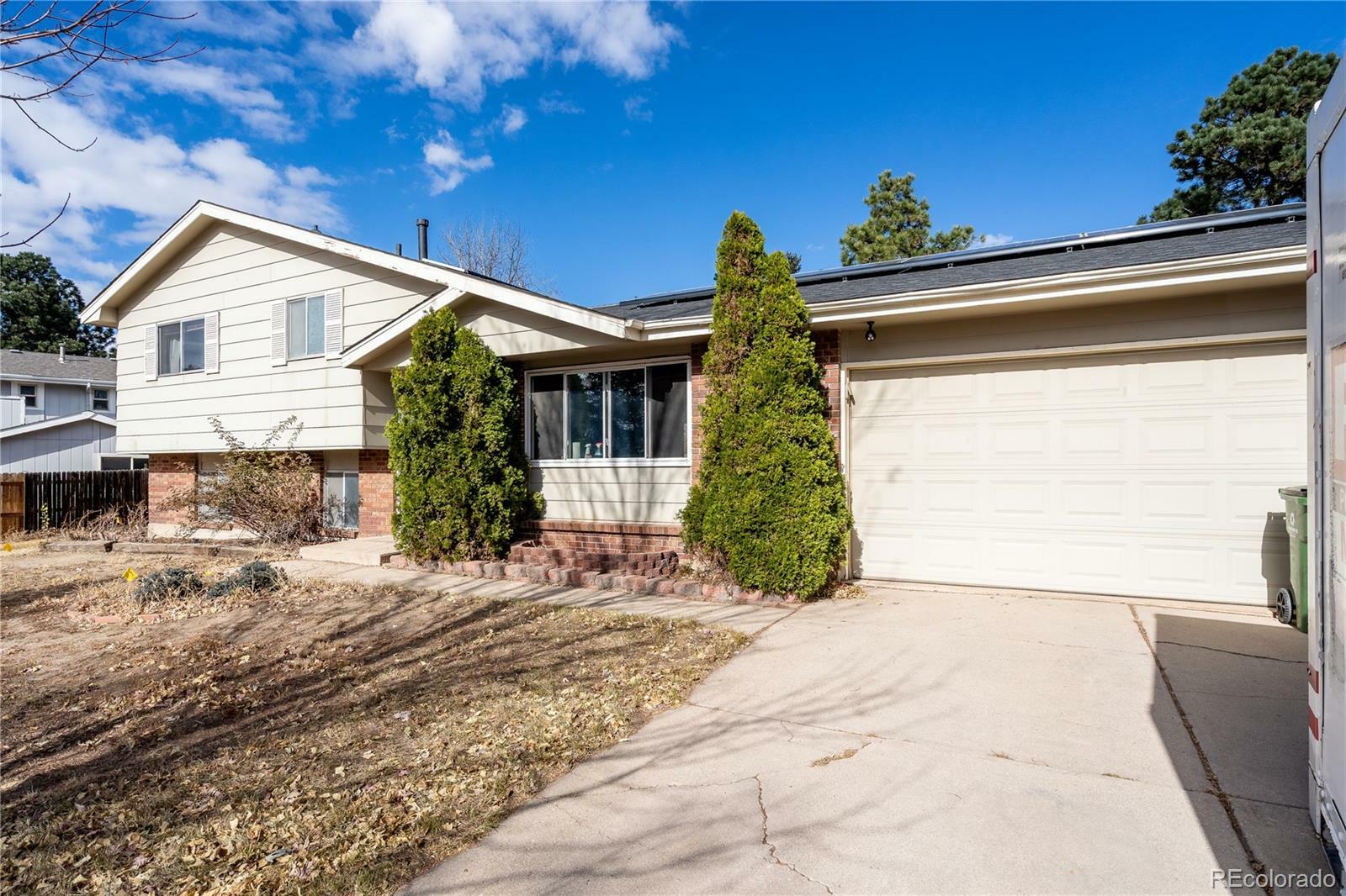 Property Photo:  2520 Maroon Bells Avenue  CO 80918 