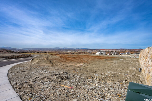 Property Photo:  993 E Tomahawk Dr 501  UT 84780 