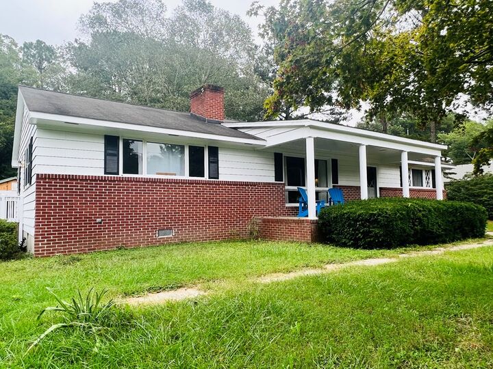 House for sale in Onancock 33 Hill St, Onancock, VA 23417