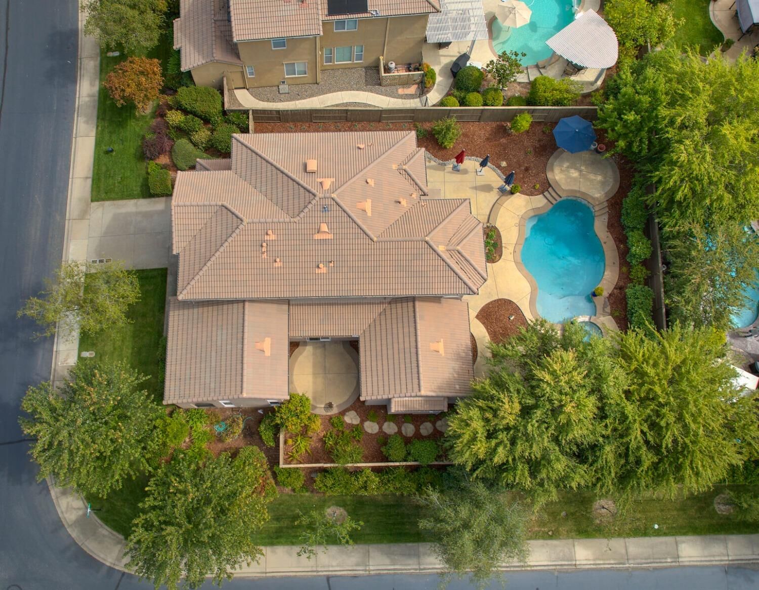 Property Photo: 3045 Hammond Way CA 95762