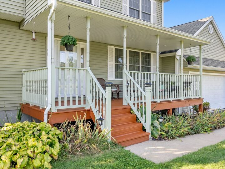 Property Photo:  64 Fairview Ave  MA 01571 