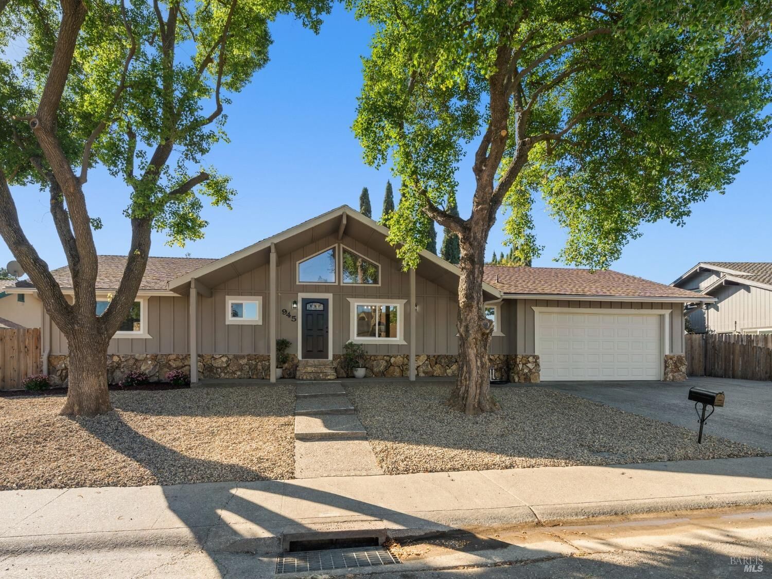 Property Photo:  945 Sunset Drive  CA 95620 