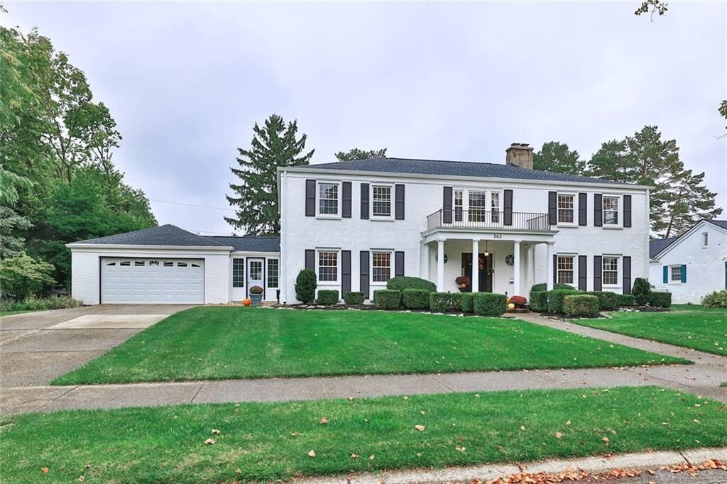 Property Photo:  262 N Broadmoor Boulevard  OH 45504 