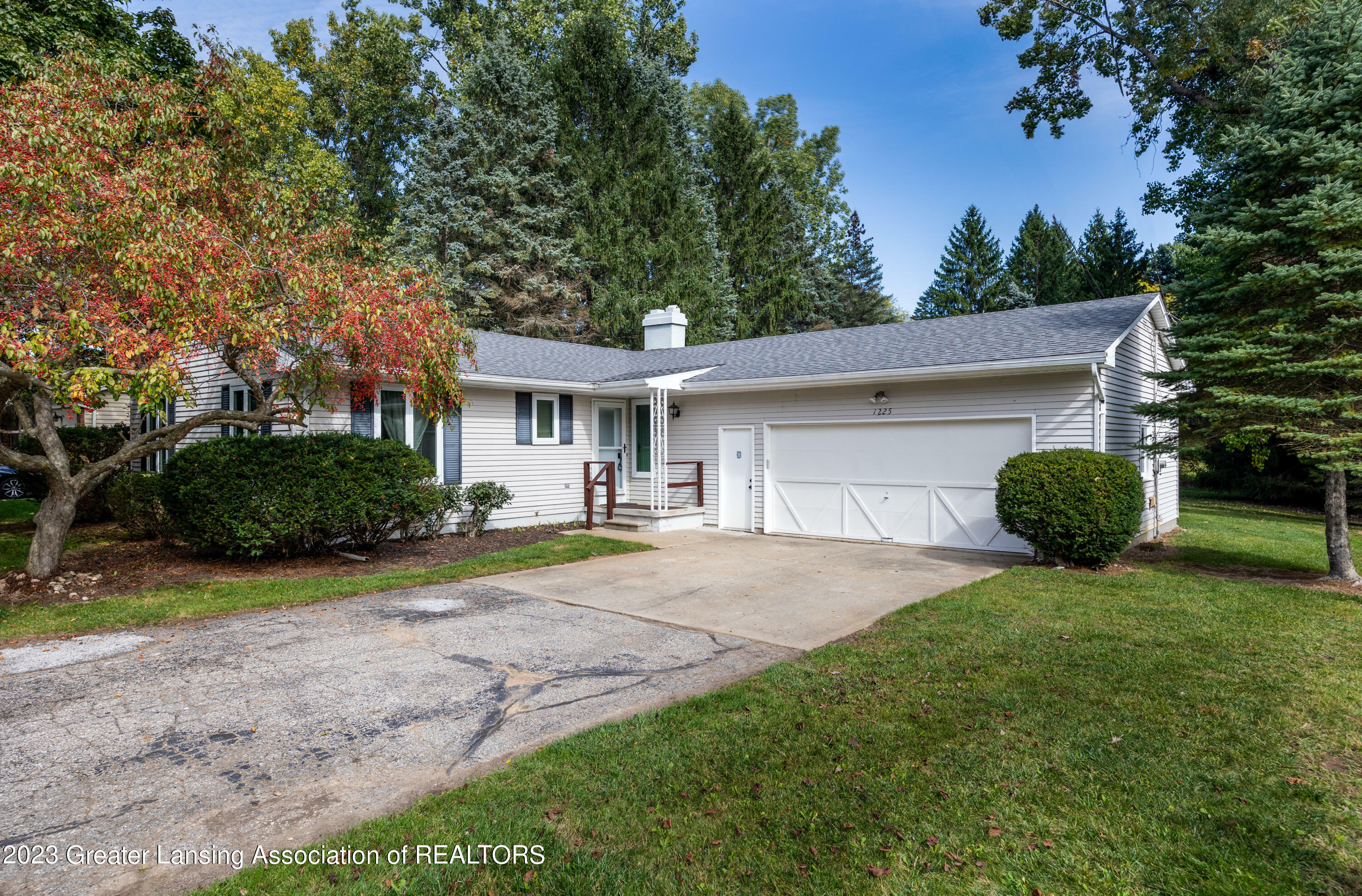 Property Photo:  1225 Sandhill Drive  MI 48820 