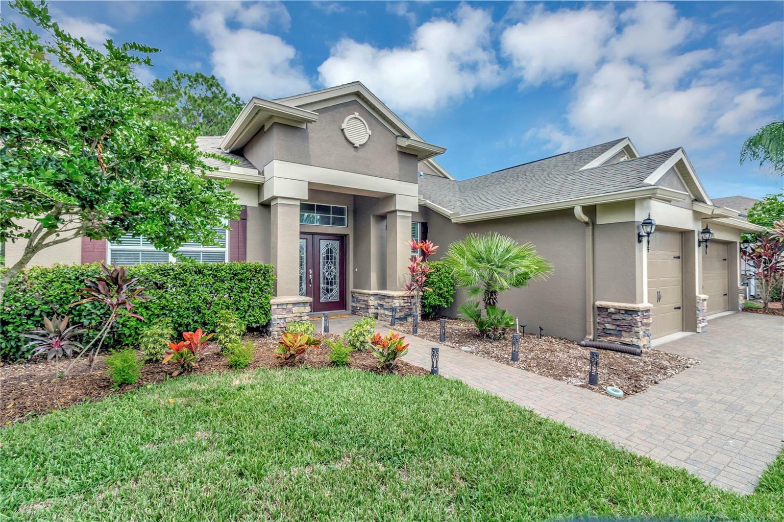 Property Photo:  8846 Crystal Creek Court  FL 34638 