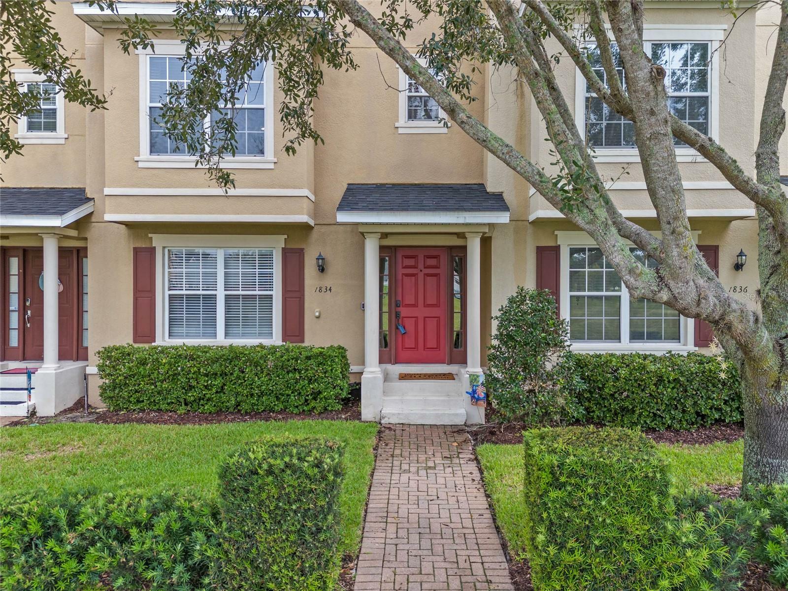 Property Photo:  1834 Grand Rue Drive  FL 32707 