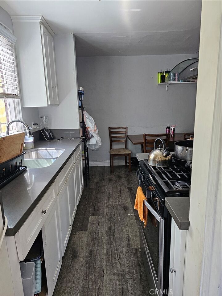 Property Photo:  415 N Santa Fe Avenue  CA 90221 
