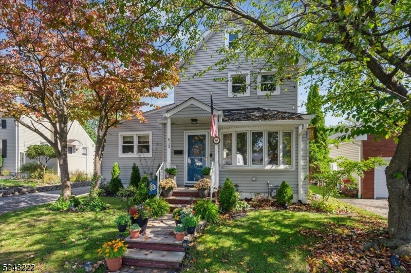 Property Photo:  613 Maplewood Ave  NJ 07204 