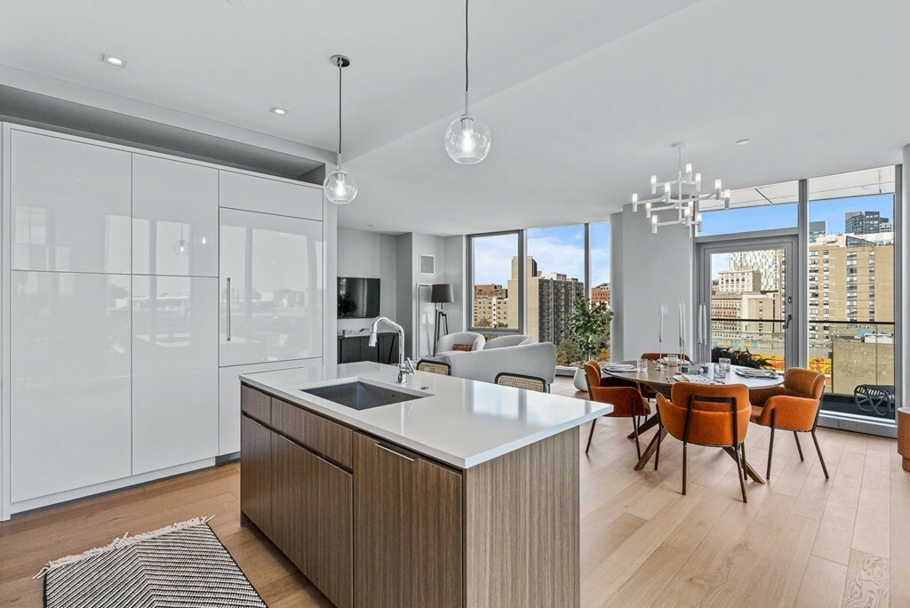 Property Photo:  100 Shawmut Avenue 906  MA 02118 