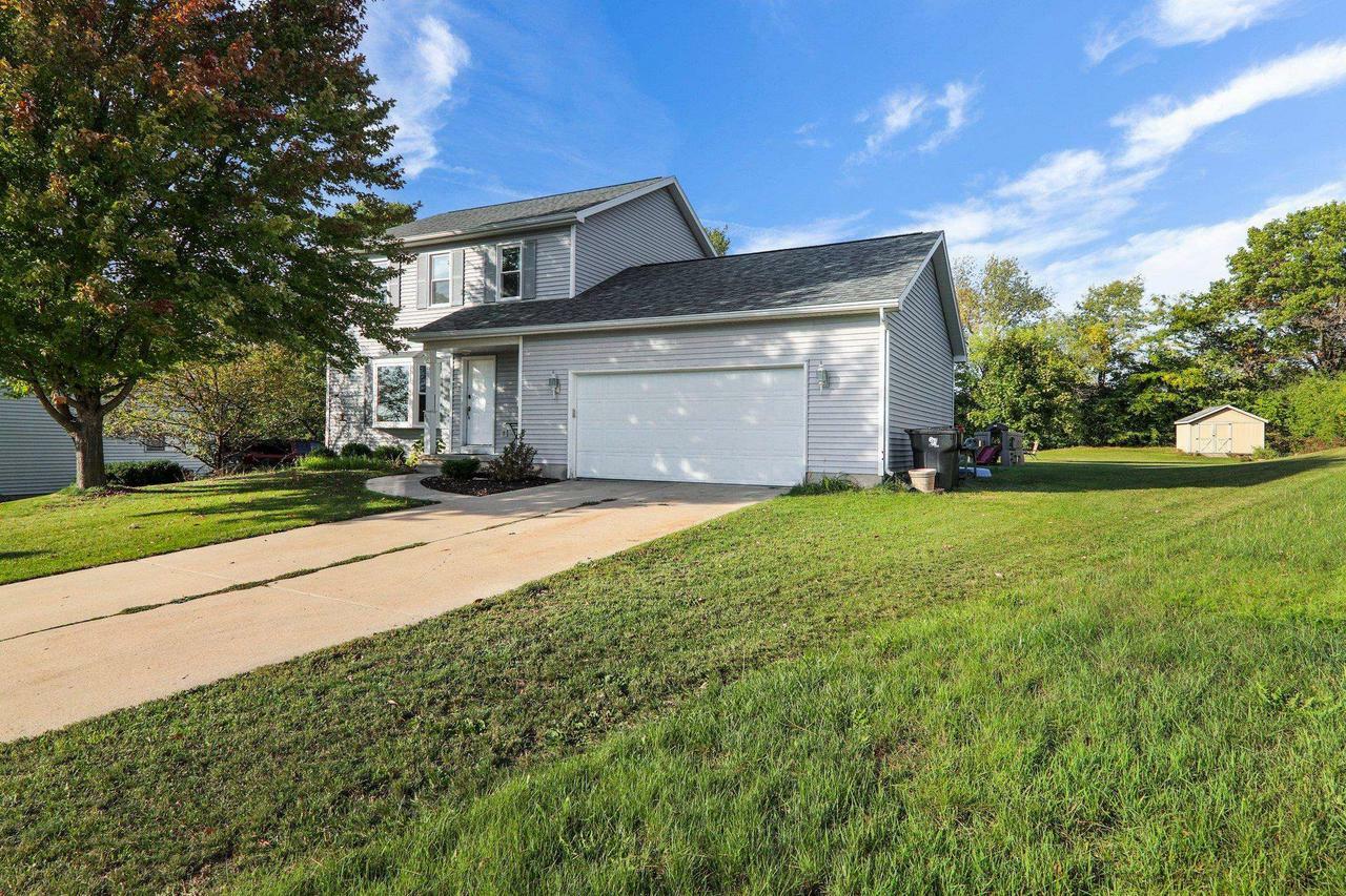 Property Photo:  401 Anna Street  WI 53594 