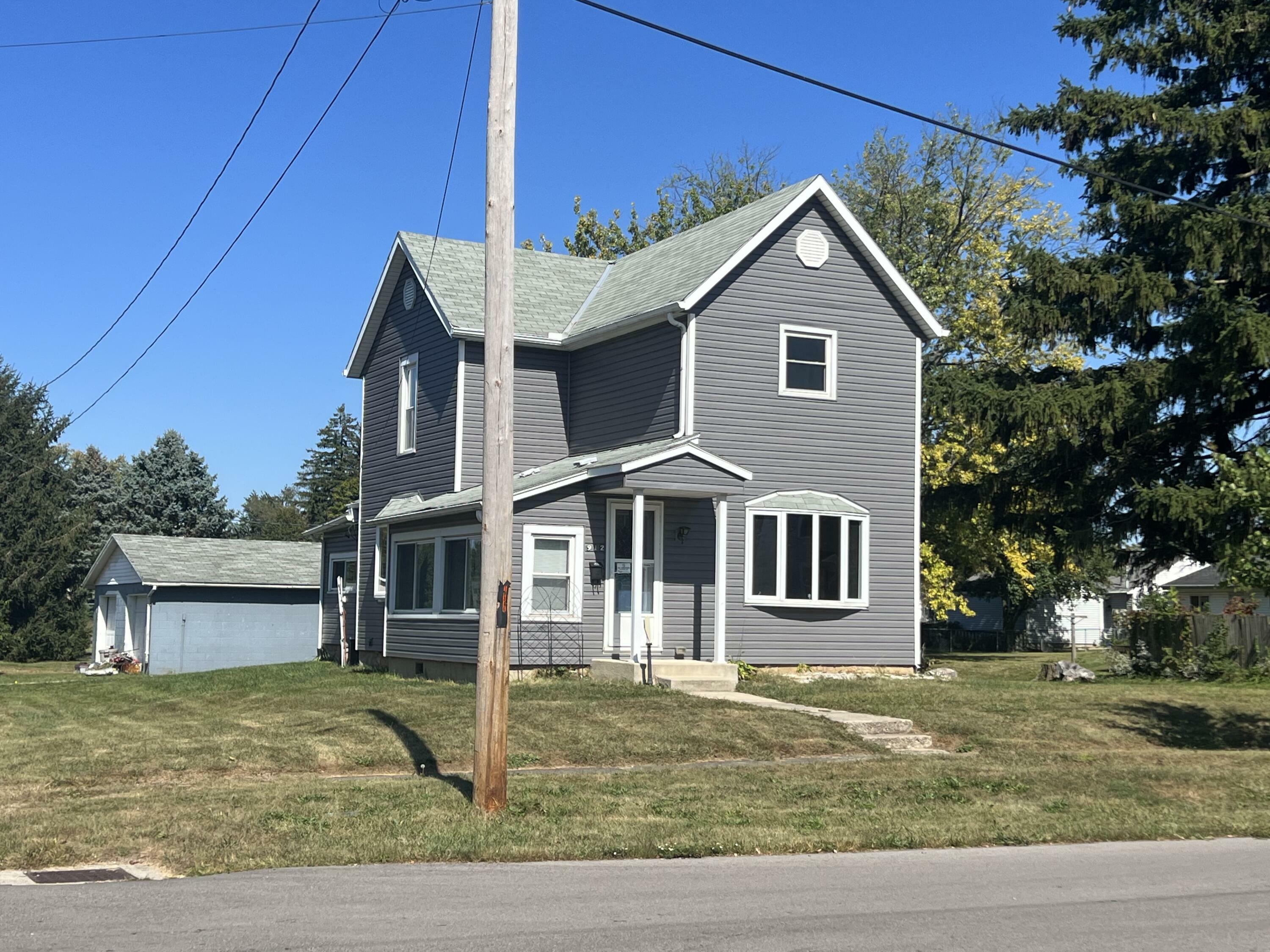 Property Photo:  912 W Chillicothe Avenue  OH 43311 