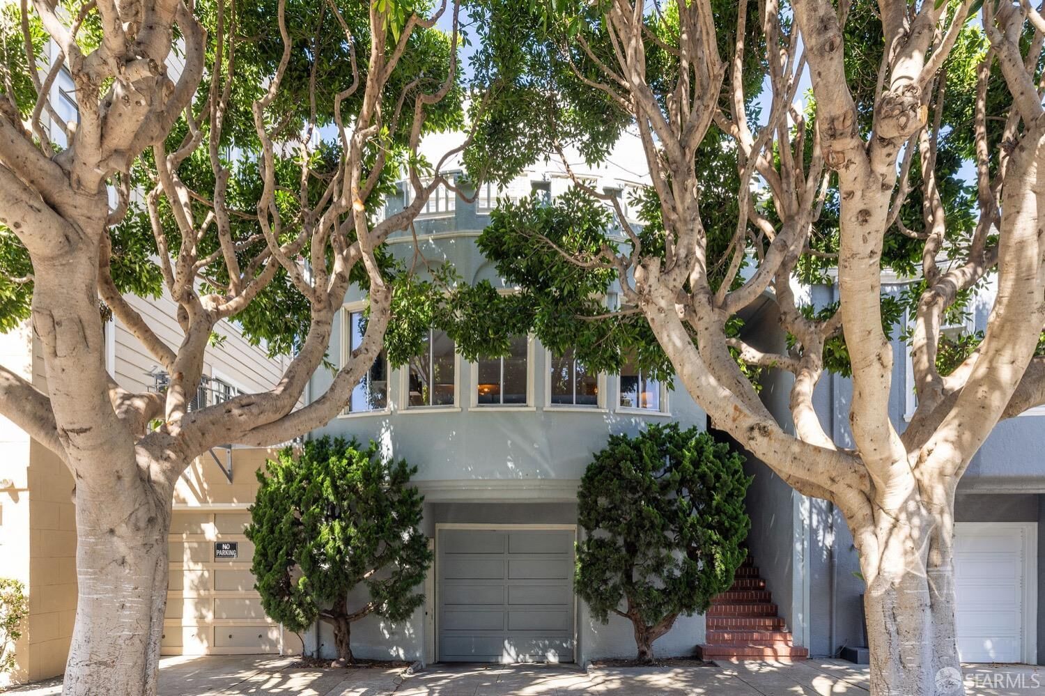 Property Photo:  2170-2172 Bay Street  CA 94123 