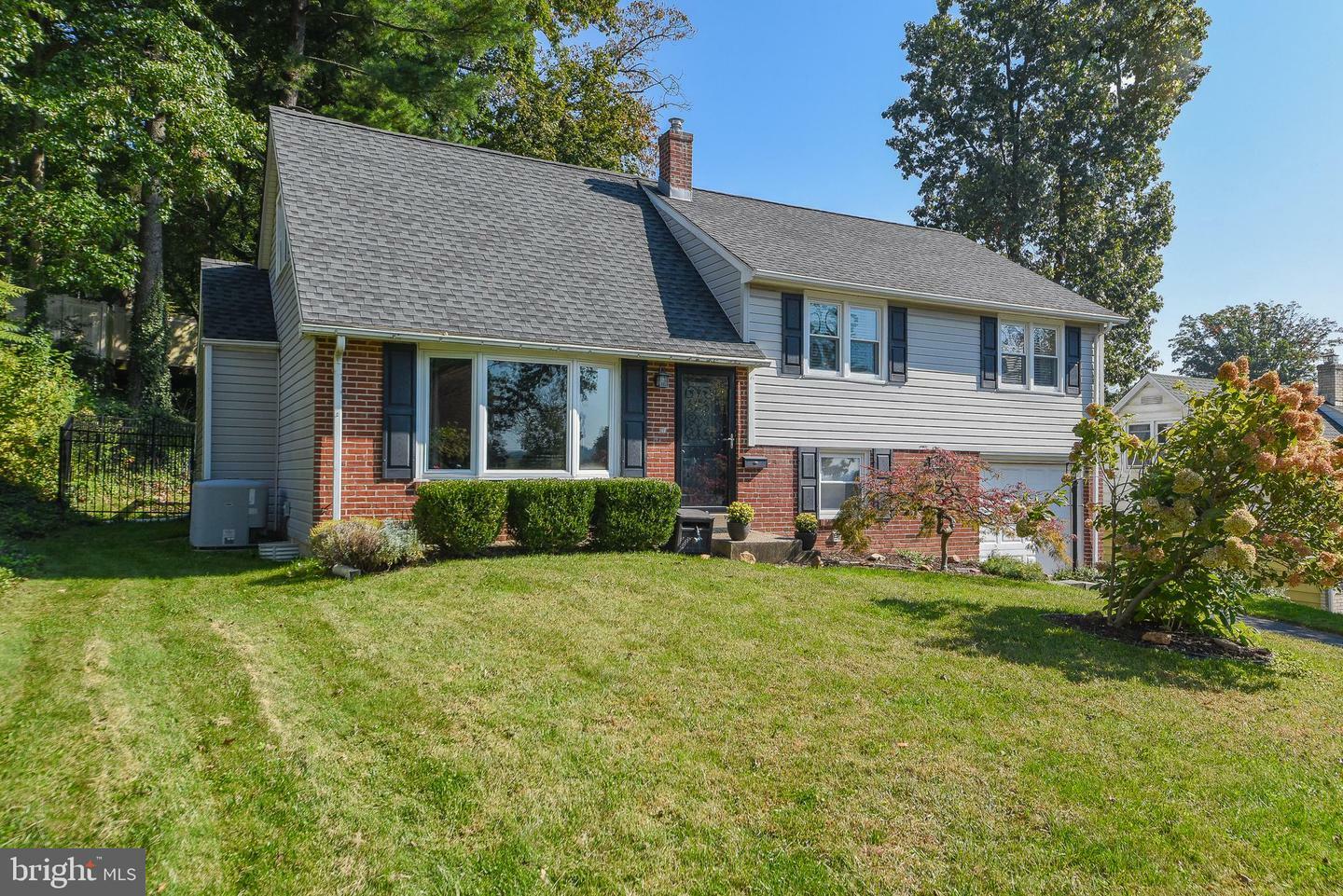 Property Photo:  2943 Grisdale Road  PA 19001 