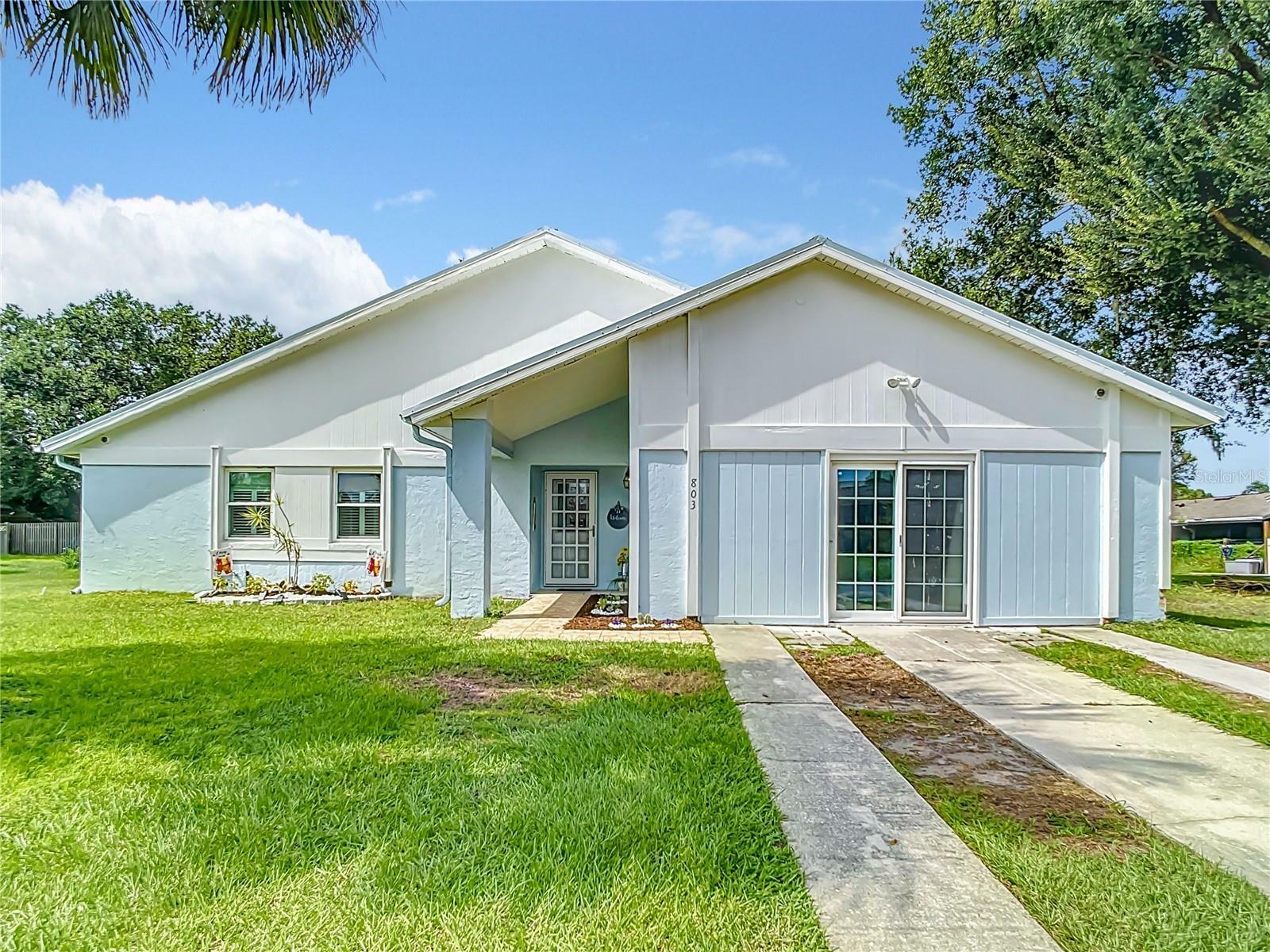 Property Photo:  803 Sprucewood Lane  FL 34743 