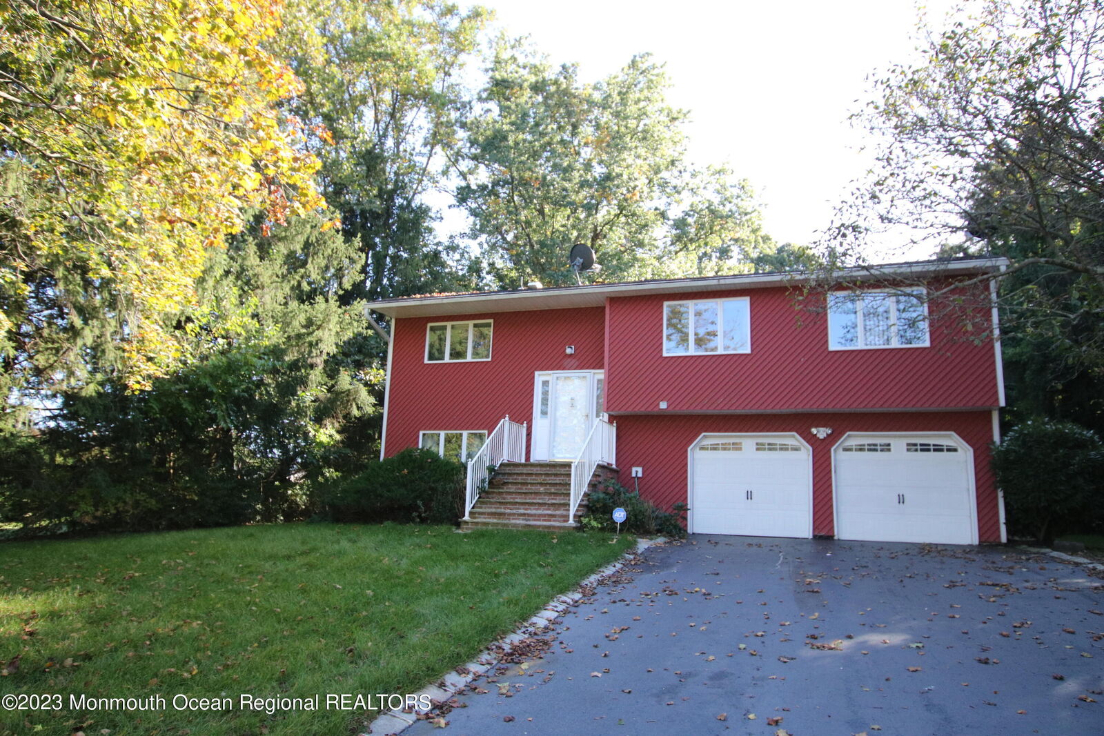 Property Photo:  12 Freneau Drive  NJ 07746 