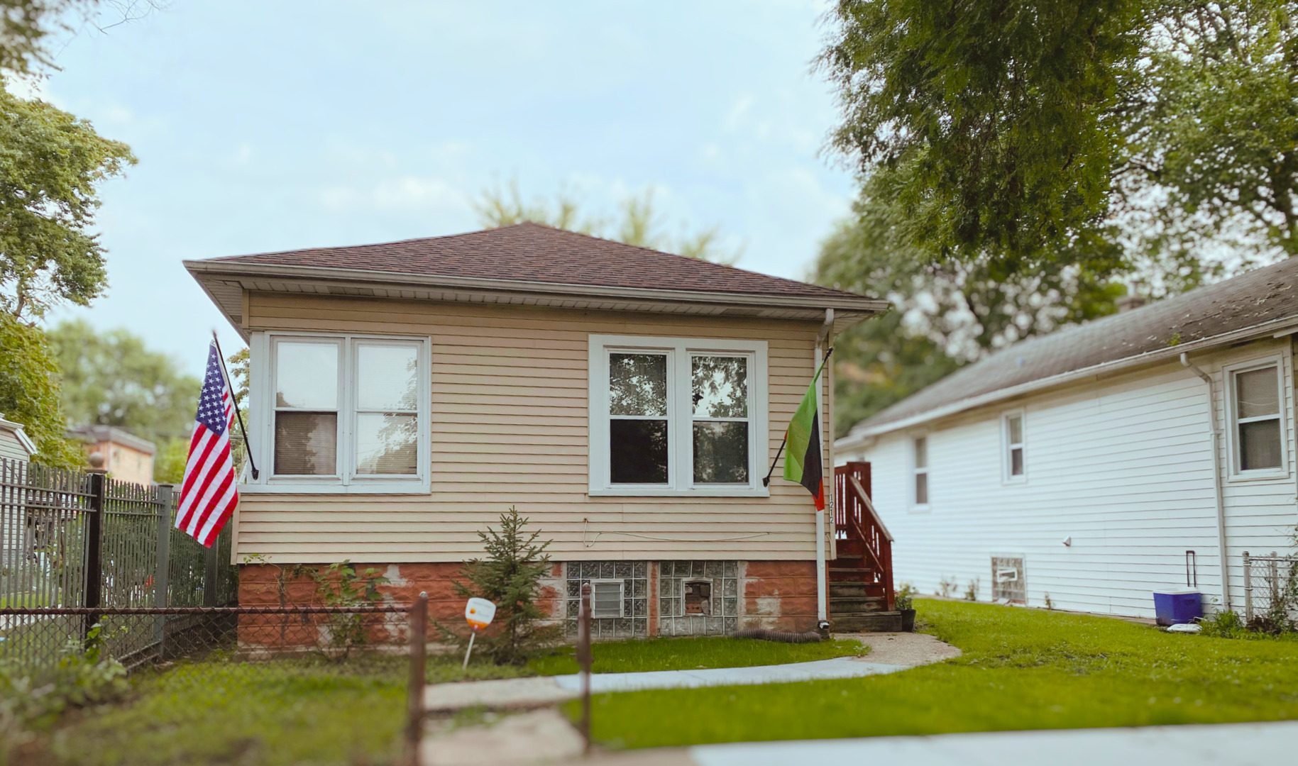 Property Photo: 1212 W 109th Place IL 60643