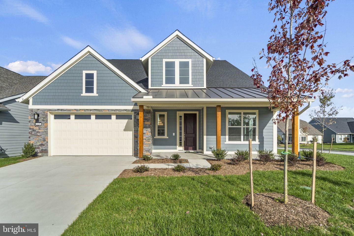 Property Photo: 135 Cowbird Street VA 22630