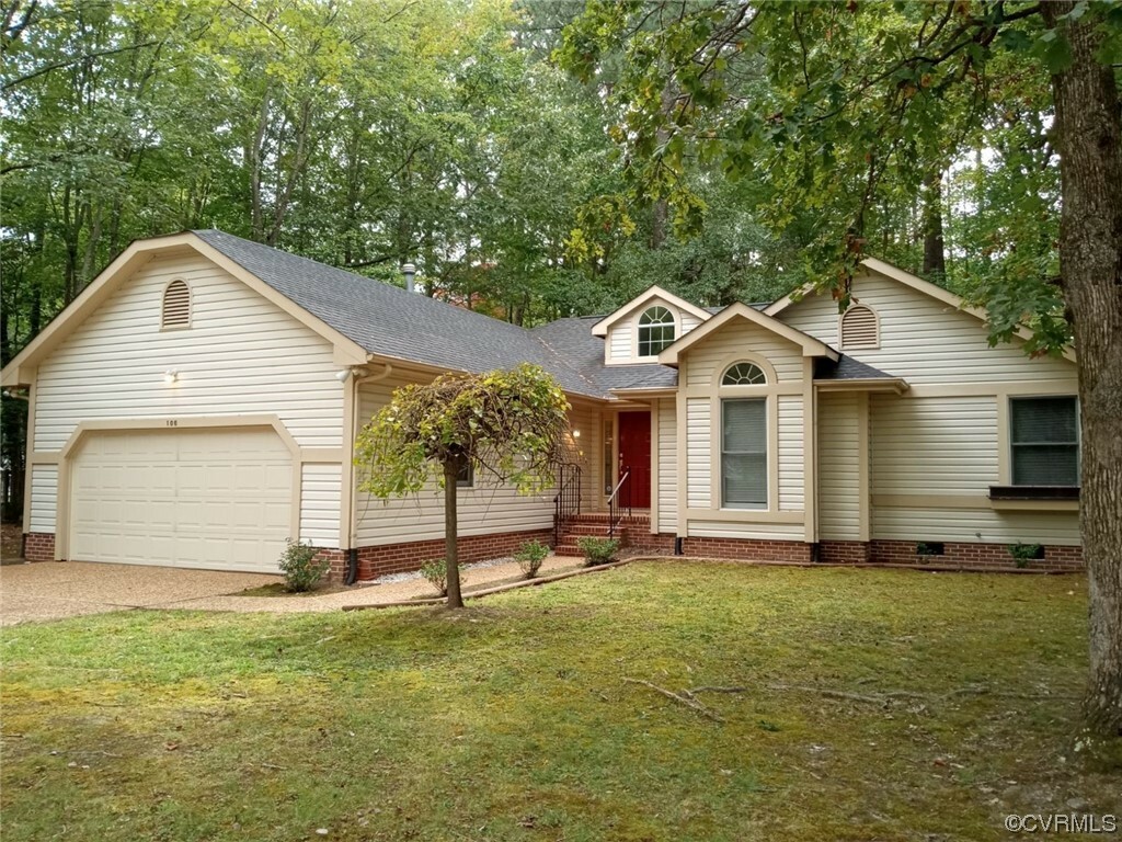 Property Photo:  106 Wellington Circle  VA 23185 