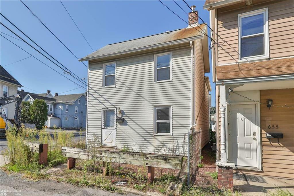 Property Photo:  657 Hess Street  PA 18015 