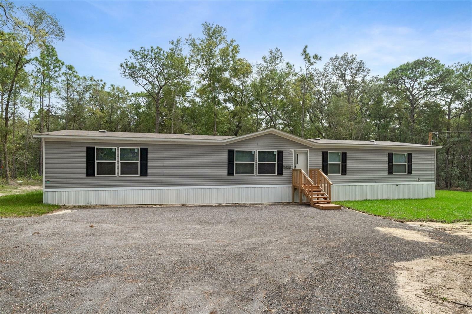 Property Photo:  6152 La Pine Road  FL 34602 