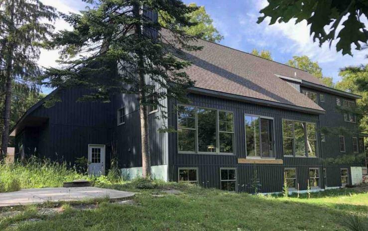 Property Photo: 1920 S Green Bay Rd WI 53024