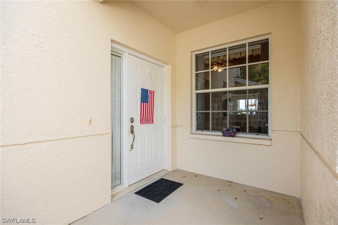 Property Photo:  3460 West Crowne Point Boulevard 101  FL 34112 