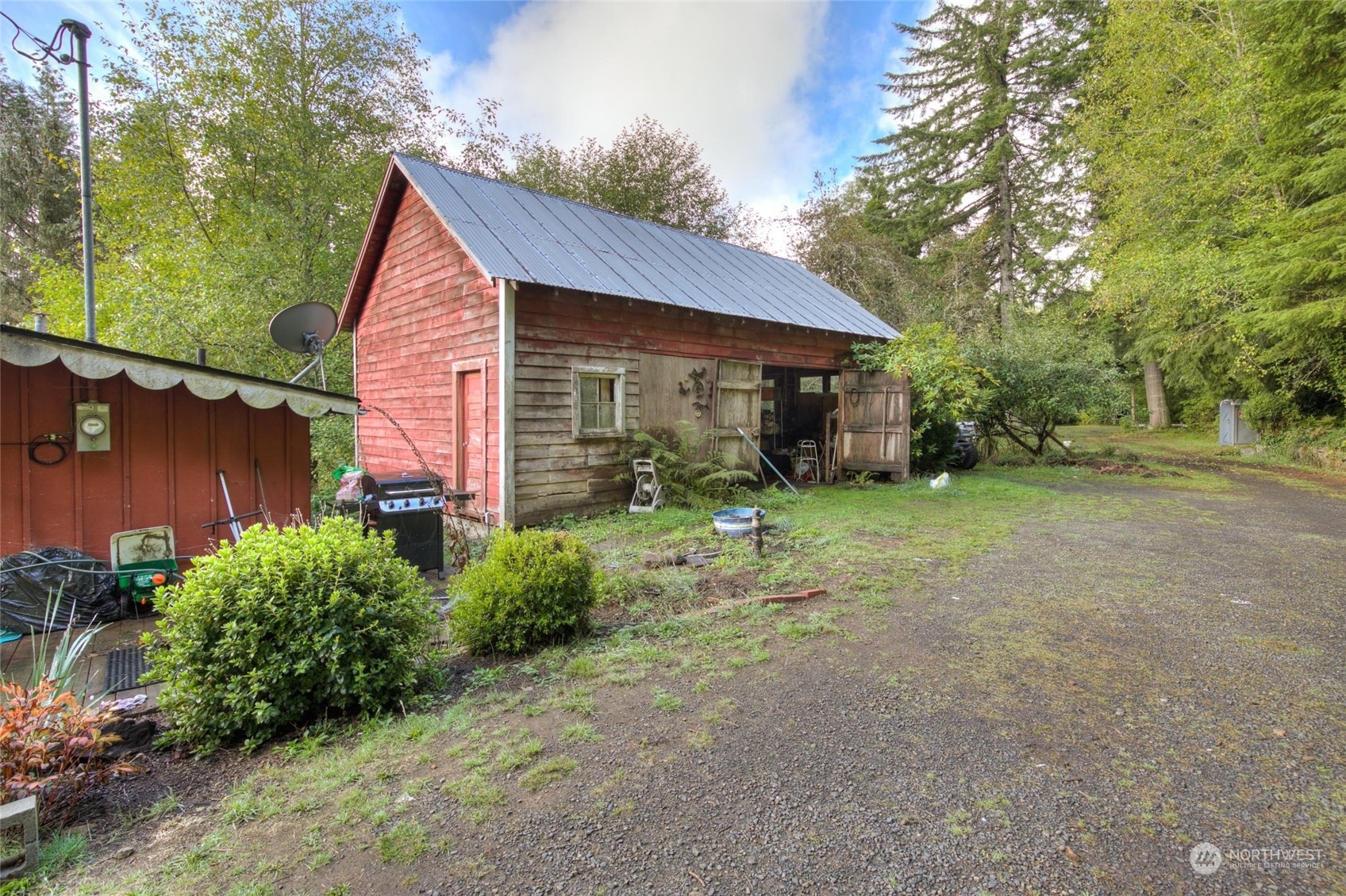 Property Photo:  763 Geissler Road  WA 98563 