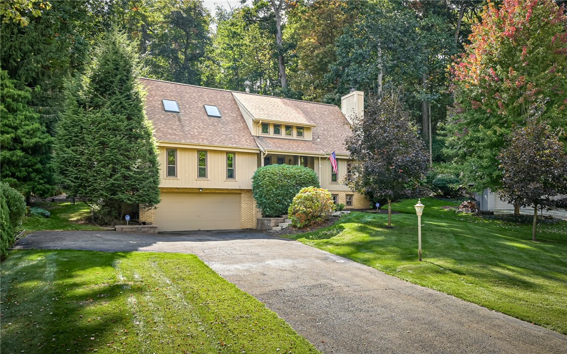 Property Photo:  2311 Salem Dr.  PA 15237 