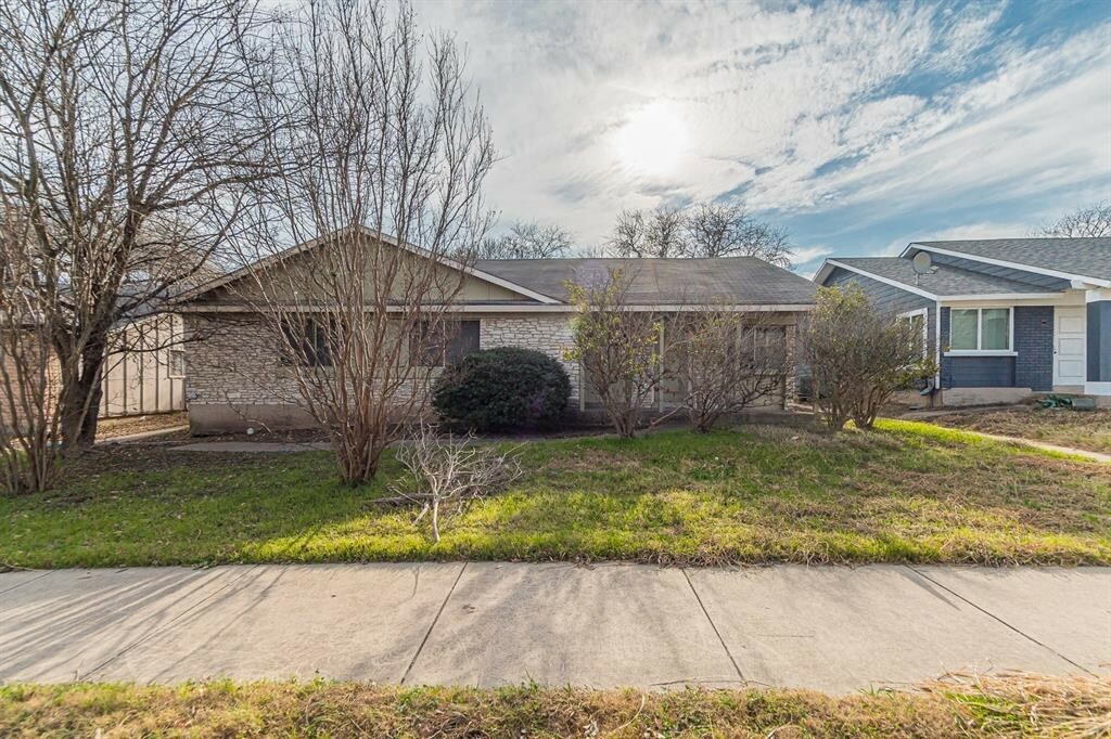 Property Photo:  311 W William Cannon Drive A &Amp B  TX 78745 