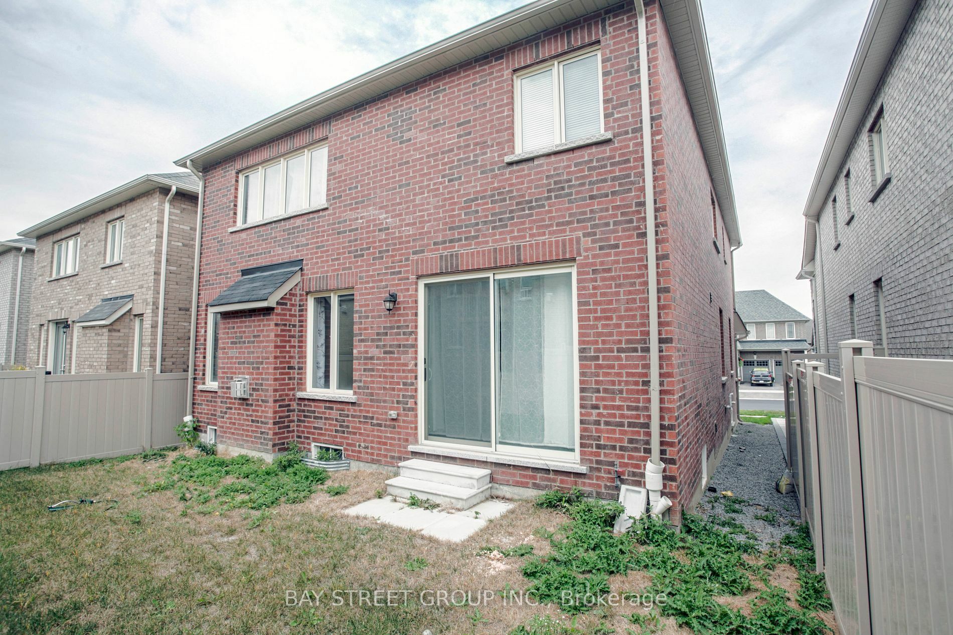 Property Photo:  22 Terrell Ave  ON L4P2G6 