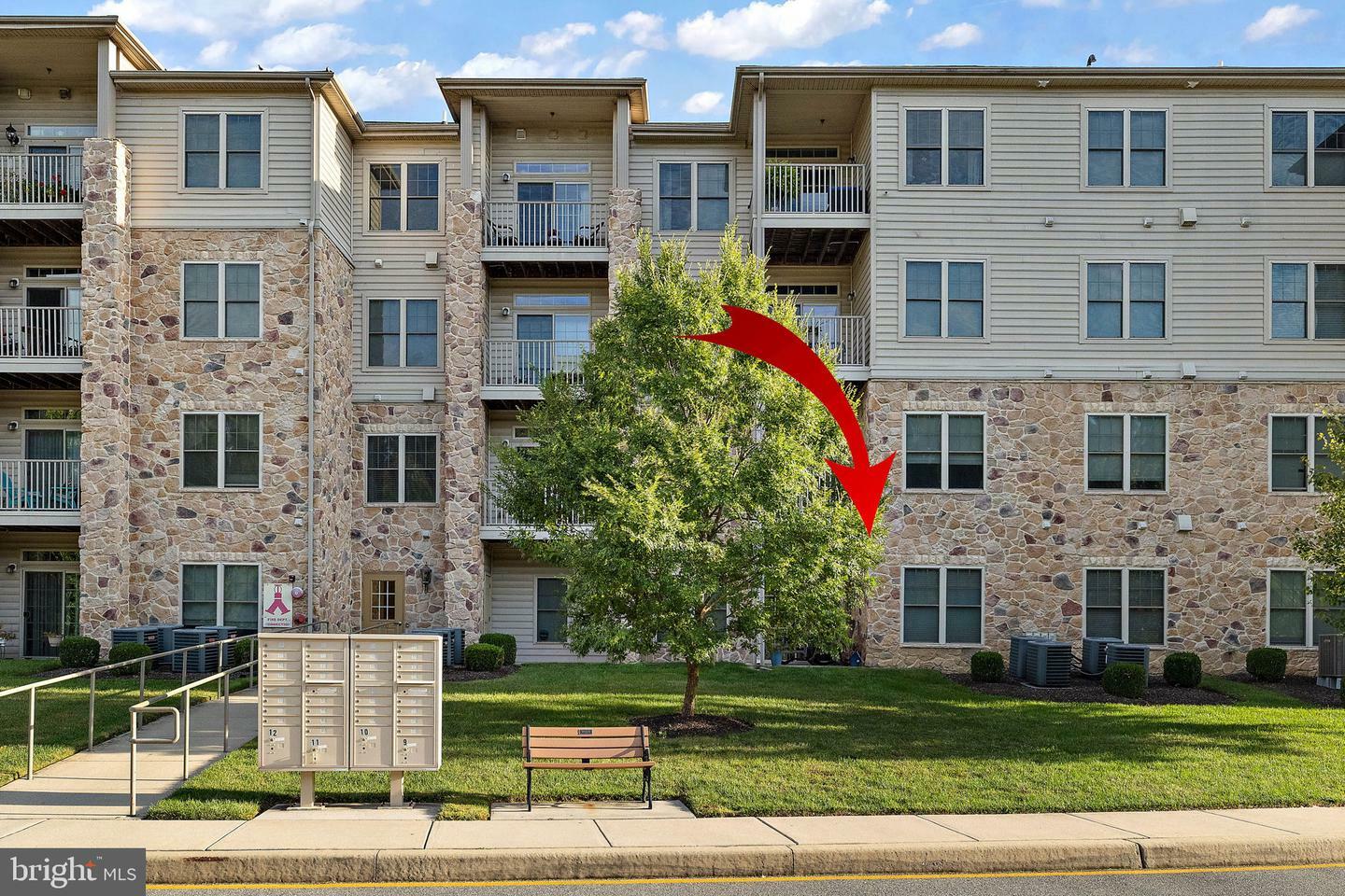 Property Photo: 2000 Fountainview Circle 2103 DE 19713