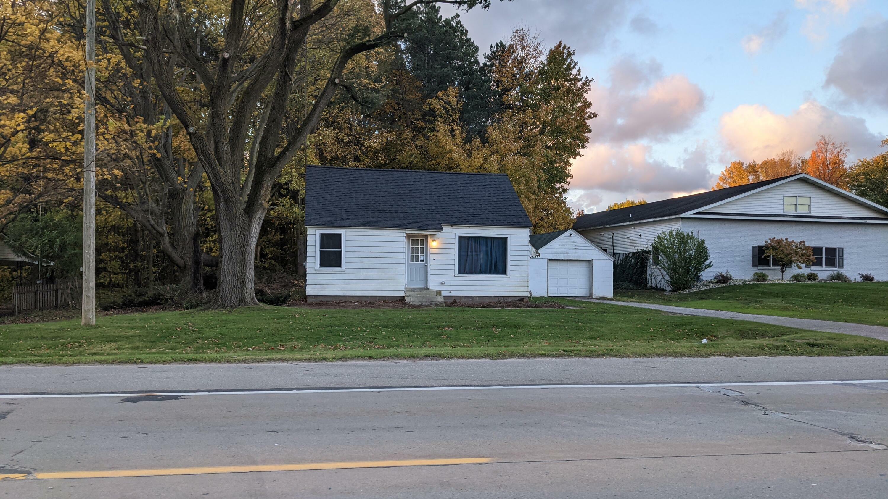 Property Photo:  3935 W Polk Road  MI 49420 