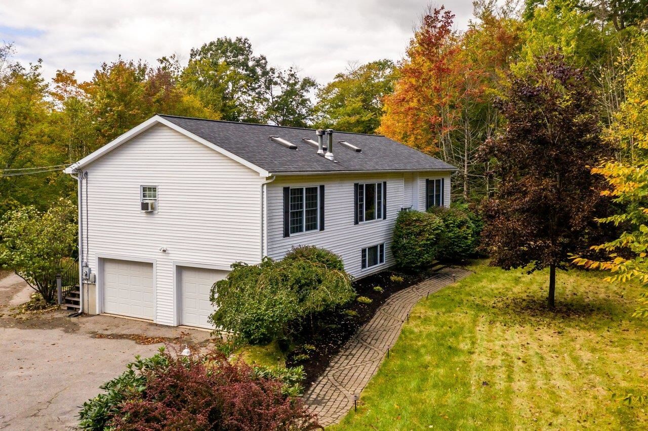 Property Photo: 138 Hamwoods Road NH 03809