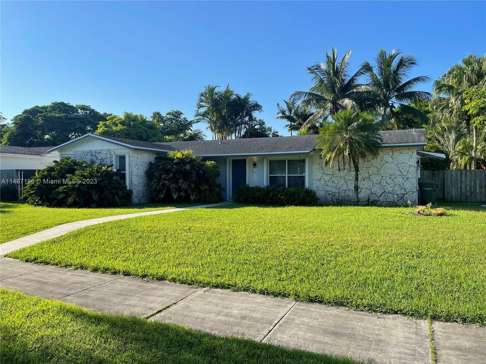 Property Photo:  466 NW 17th Ct  FL 33030 