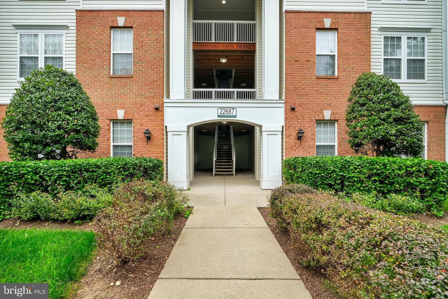 Property Photo: 22687 Blue Elder Terrace 303 VA 20148
