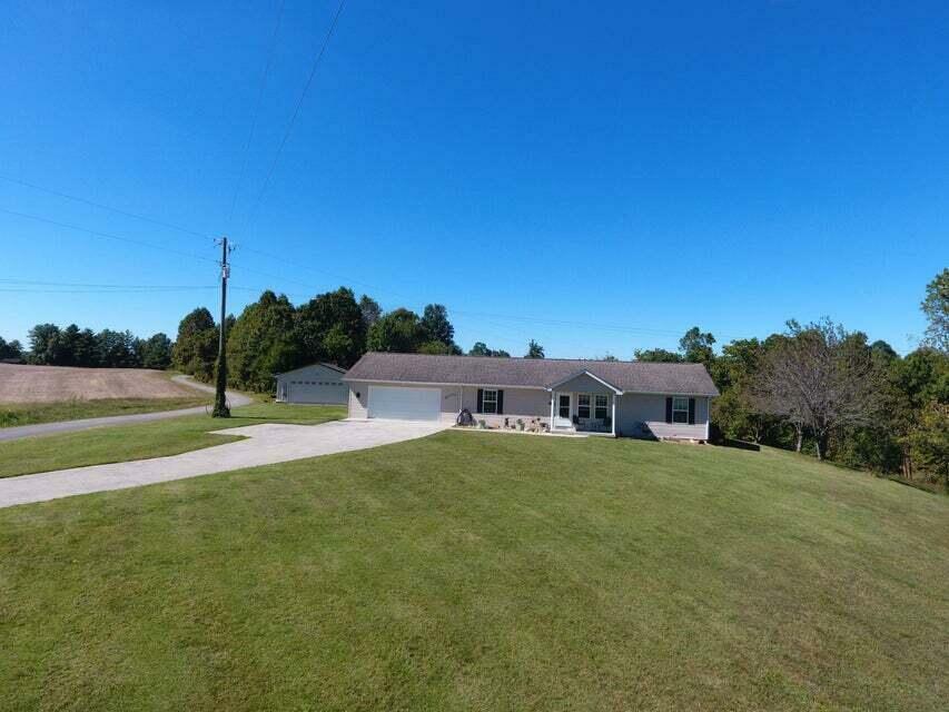 Property Photo:  475 Gaines Road  KY 42544 