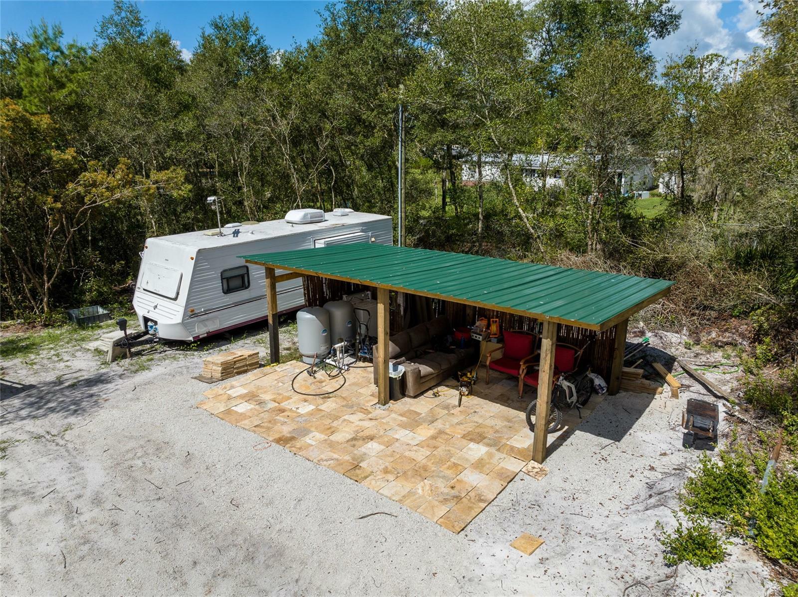 Property Photo:  480 Lake Mamie Road  FL 32724 