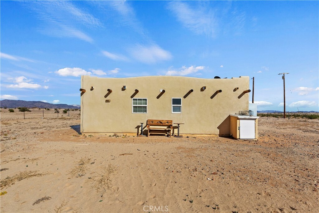 Property Photo:  4033 Godwin Road  CA 92277 