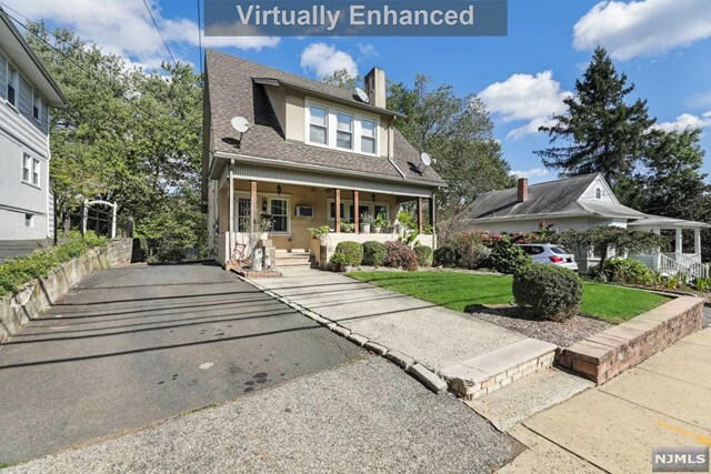 Property Photo:  16 Old Short Hills Road  NJ 07041 