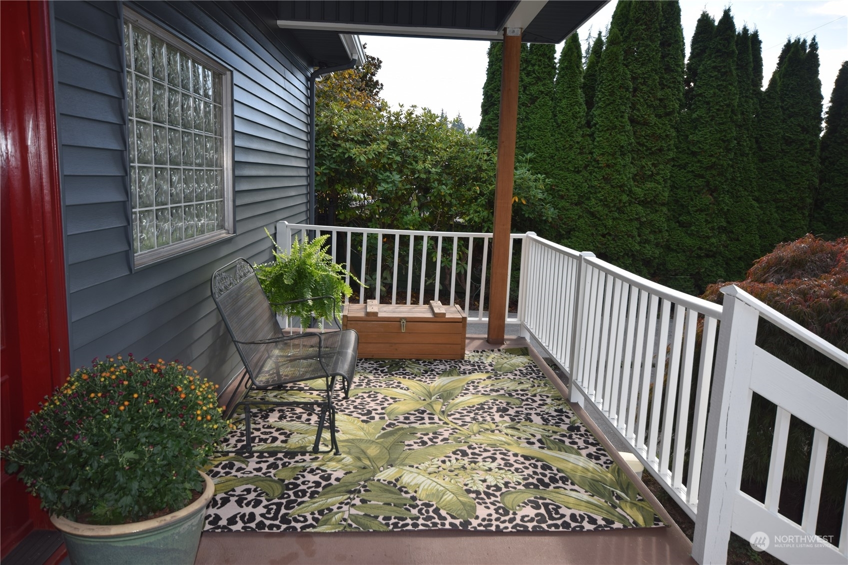 Property Photo:  14976 18th Avenue SW  WA 98166 