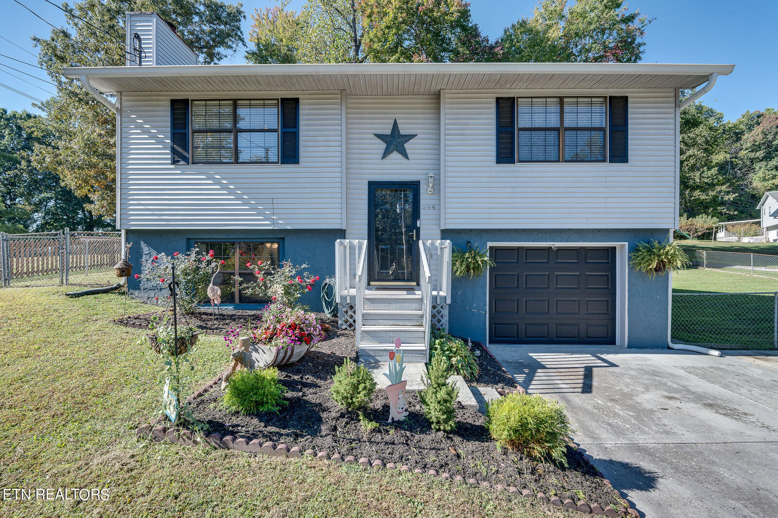 Property Photo:  294 Doe Run Blvd  TN 37716 