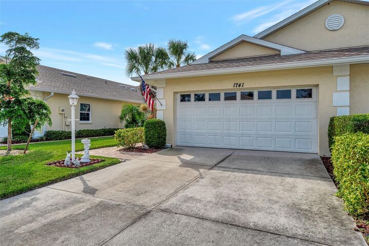 Property Photo:  1741 Fountain View Circle  FL 34292 